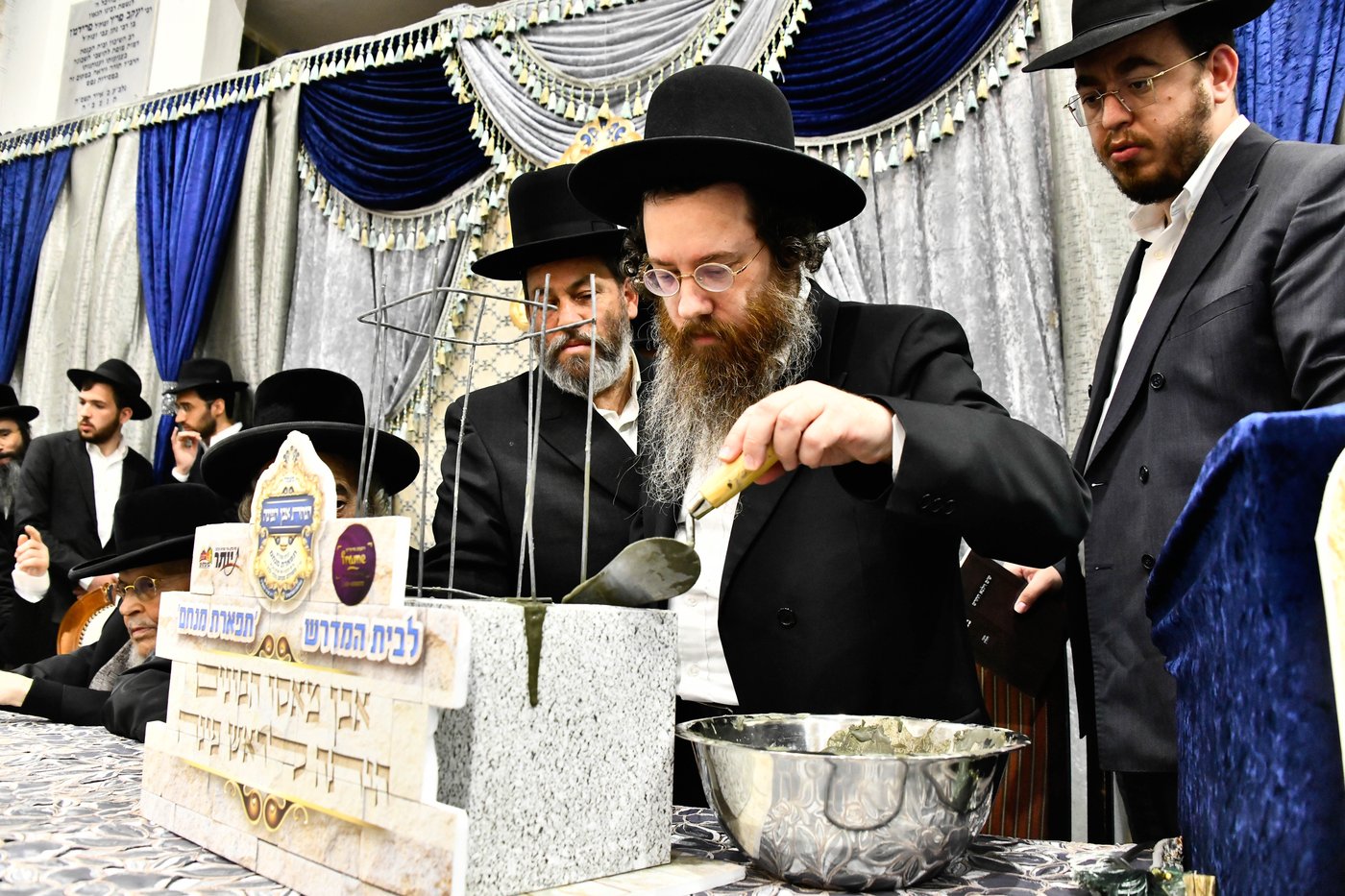הנחת אבן הפינה לזכרו של הרב לרר ז"ל