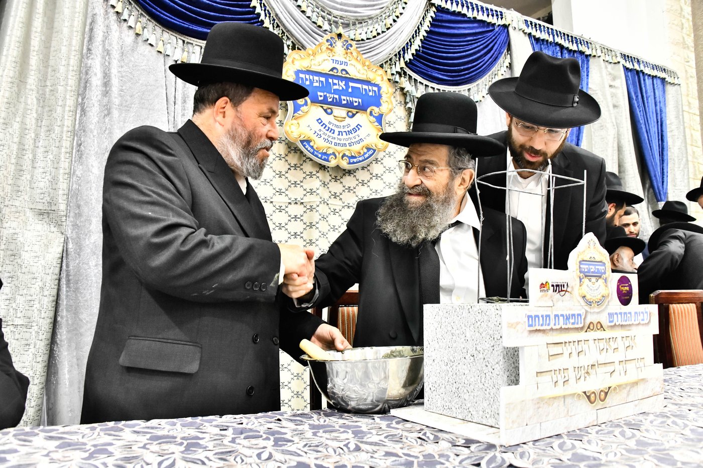 הנחת אבן הפינה לזכרו של הרב לרר ז"ל