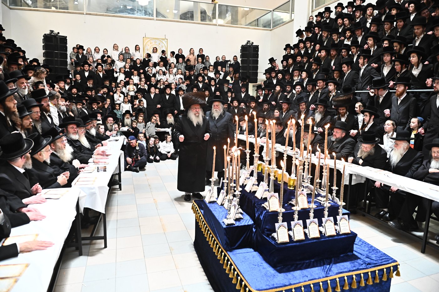 ל"ג בעומר בחצה"ק נדבורנה