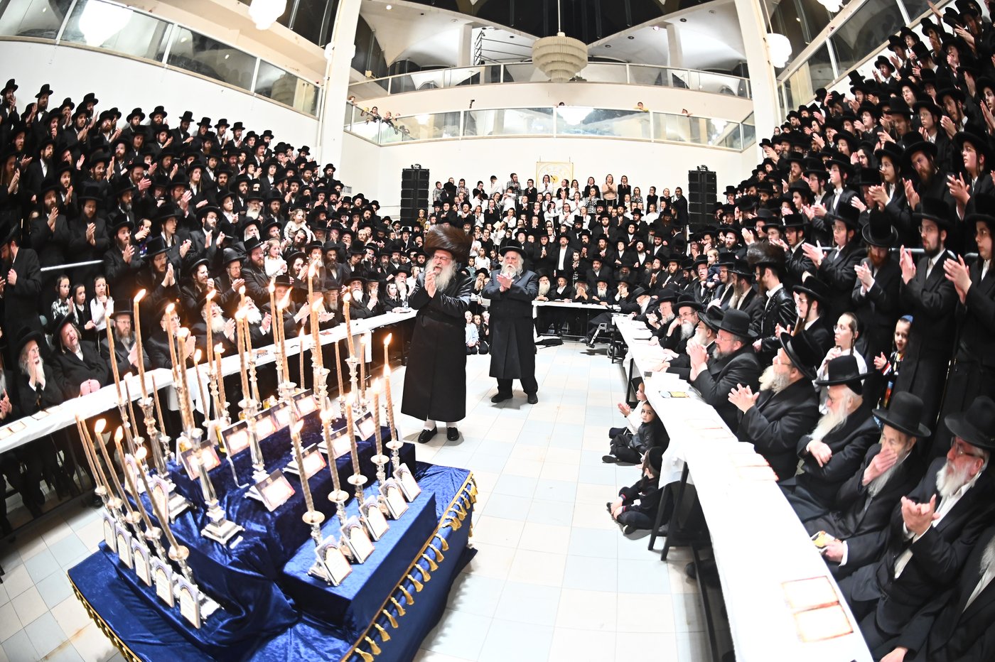 ל"ג בעומר בחצה"ק נדבורנה