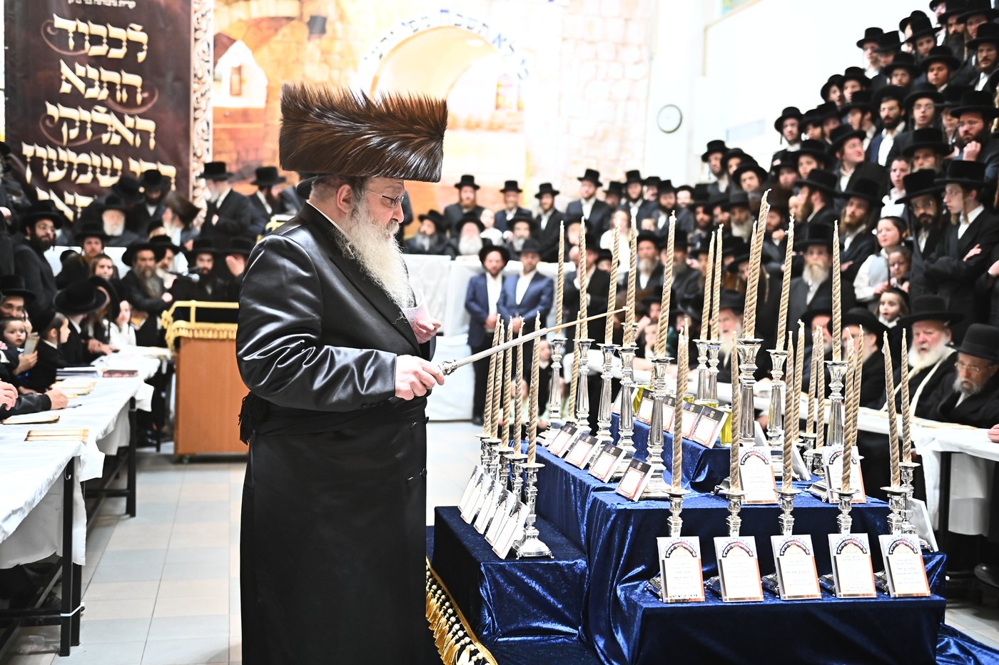 ל"ג בעומר בחצה"ק נדבורנה