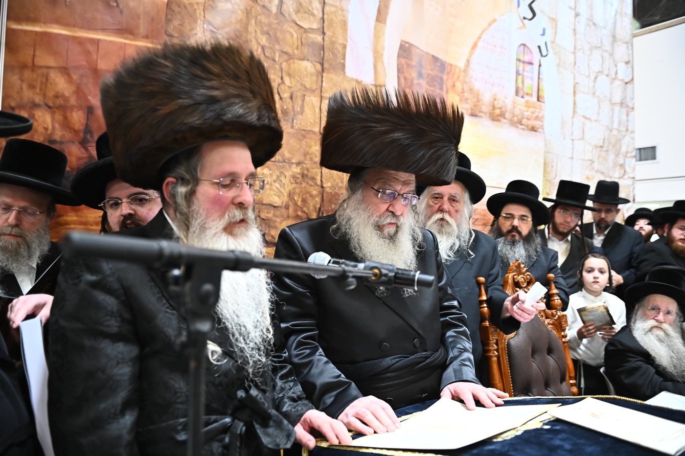 ל"ג בעומר בחצה"ק נדבורנה