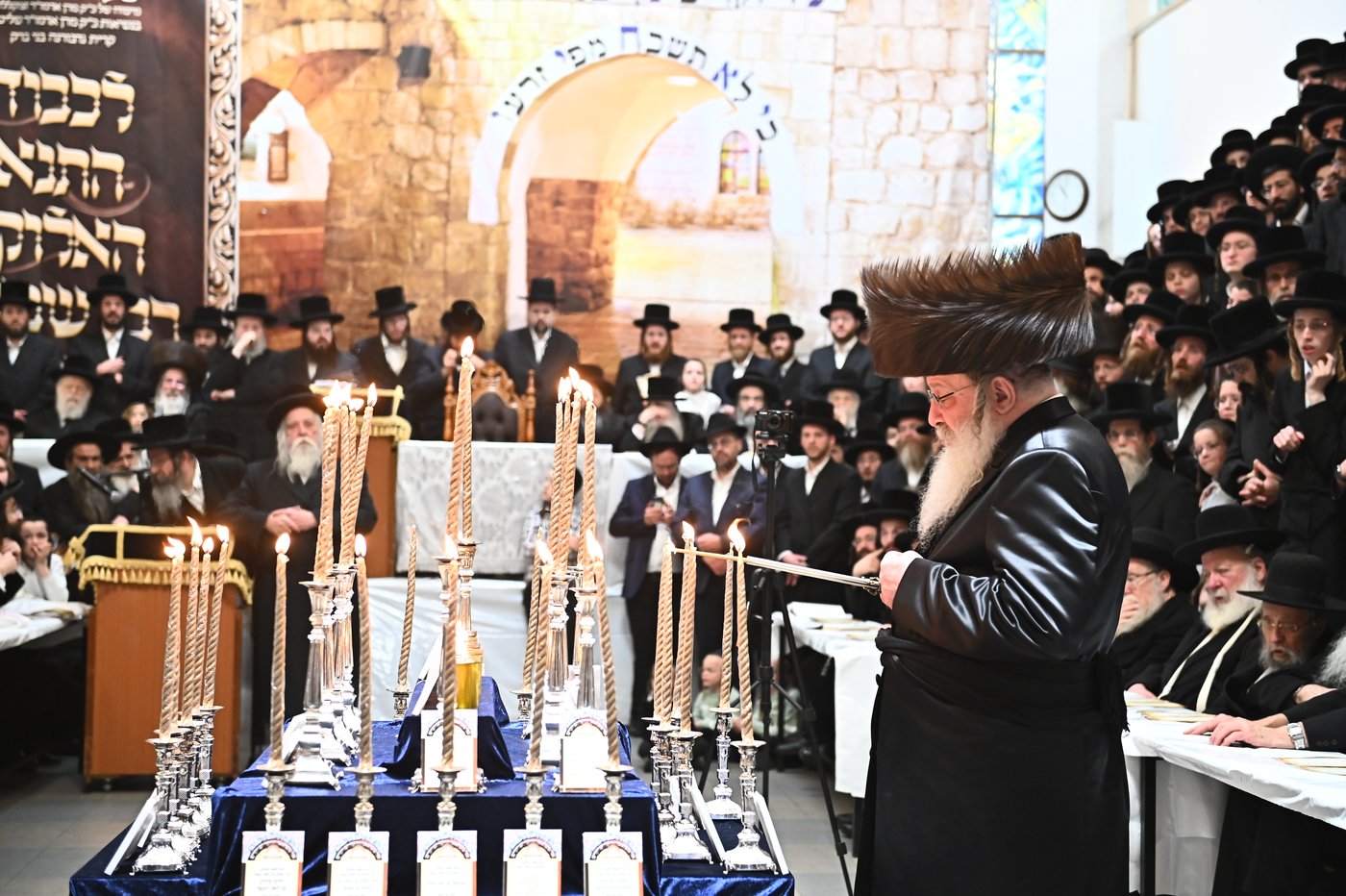 ל"ג בעומר בחצה"ק נדבורנה