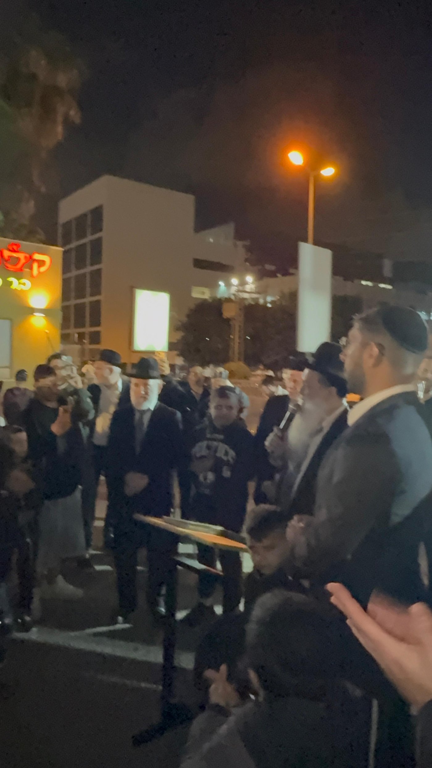 מעמדי ההדלקה של הרב יגאל כהן לכבוד רשב"י