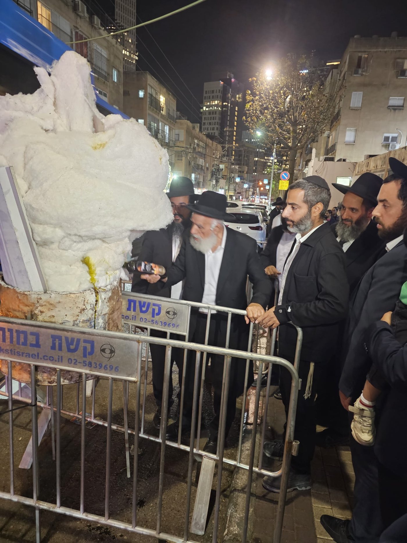 מעמד ההדלקה בקהילת תפארת בנימין 