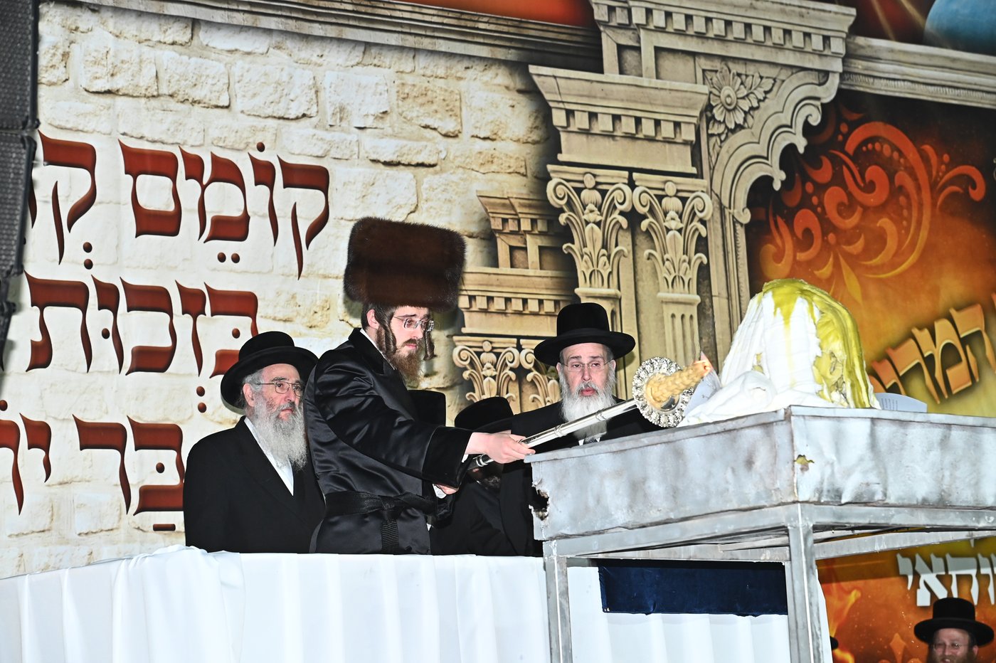 ל"ג בעומר בחצה"ק סאדיגורה