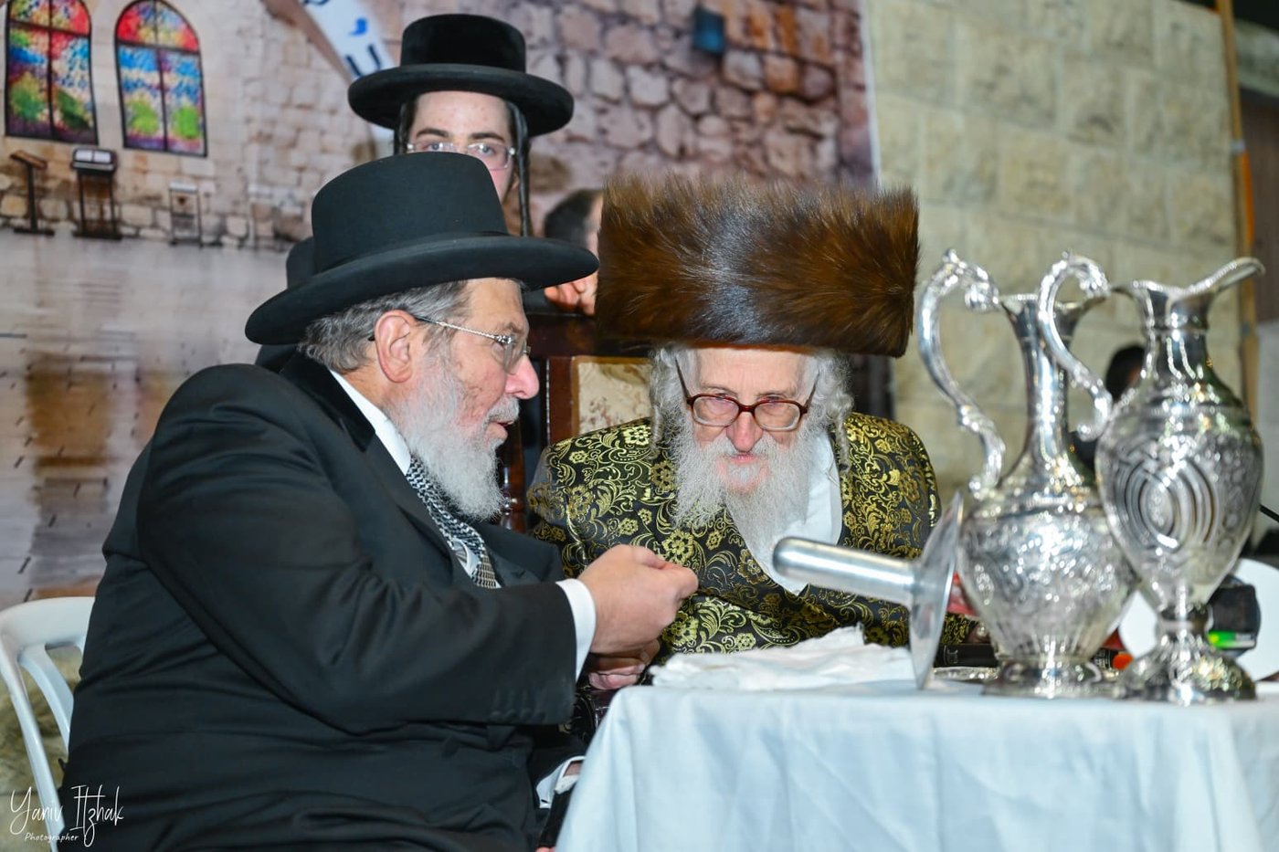 ל"ג בעומר בחצה"ק זלאטשוב