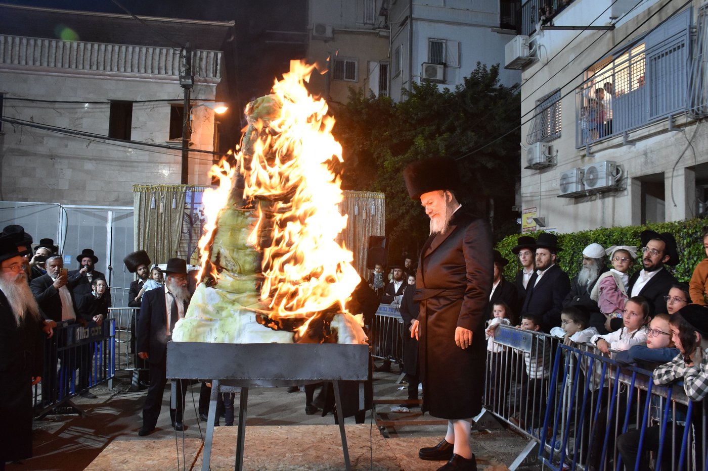 ל"ג בעומר בחצה"ק אשלג
