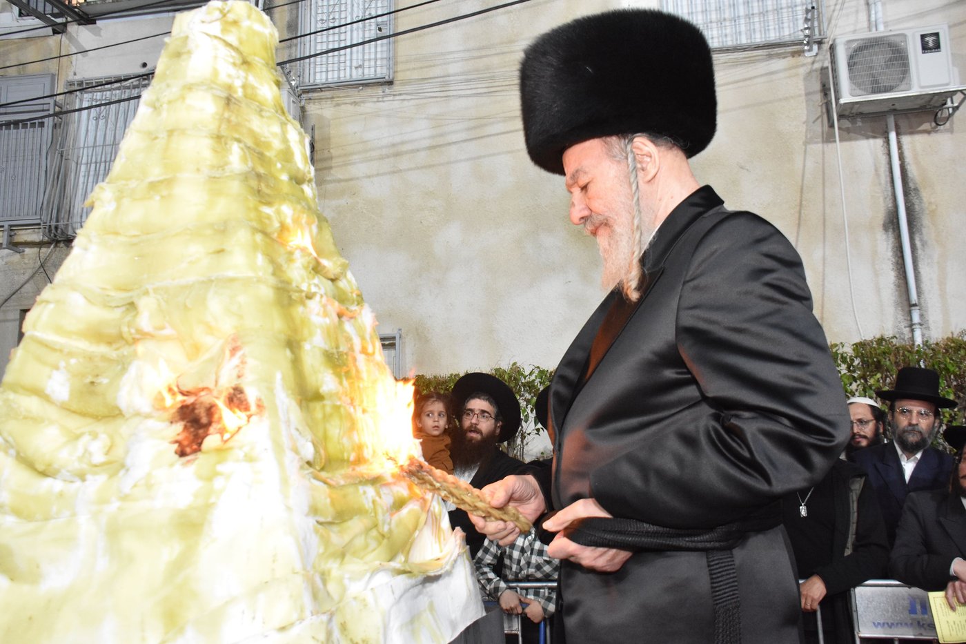 ל"ג בעומר בחצה"ק אשלג