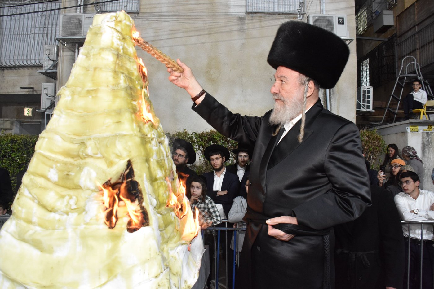 ל"ג בעומר בחצה"ק אשלג
