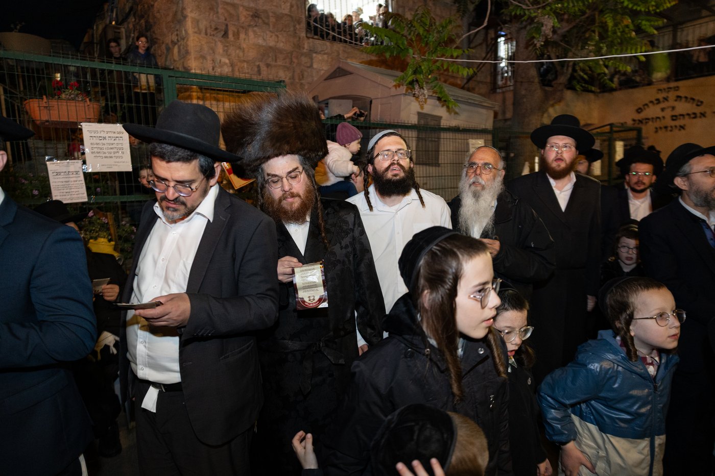 ל"ג בעומר בחצה"ק סטרופקוב