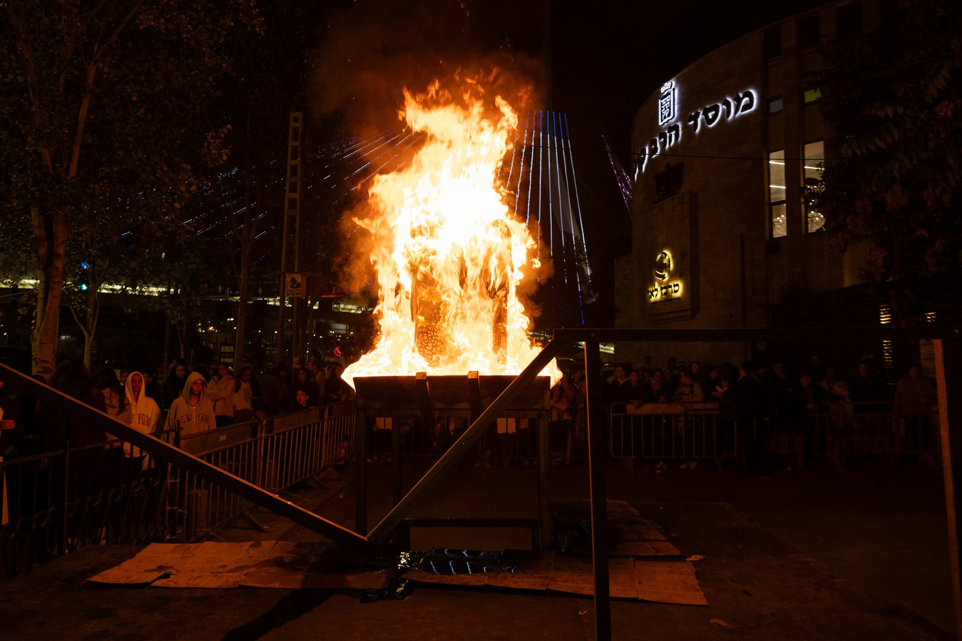 ל"ג בעומר בחצה"ק סטרופקוב