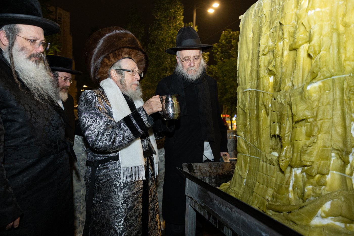 ל"ג בעומר בחצה"ק סטרופקוב