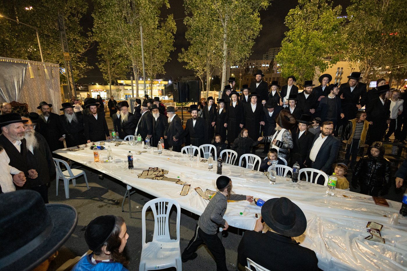 ל"ג בעומר בחצה"ק סטרופקוב