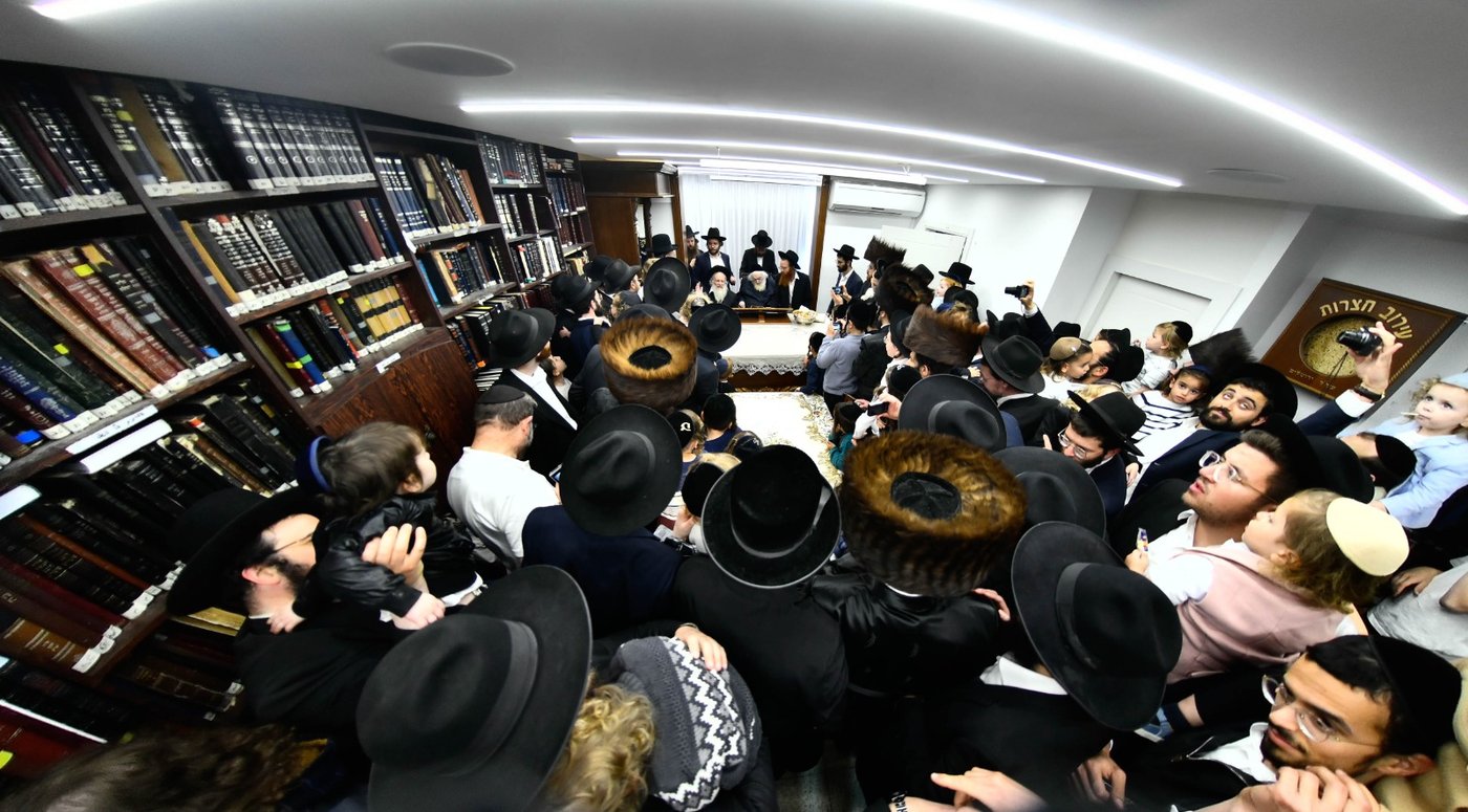 ל"ג בעומר אצל הגר"מ שטרנבוך