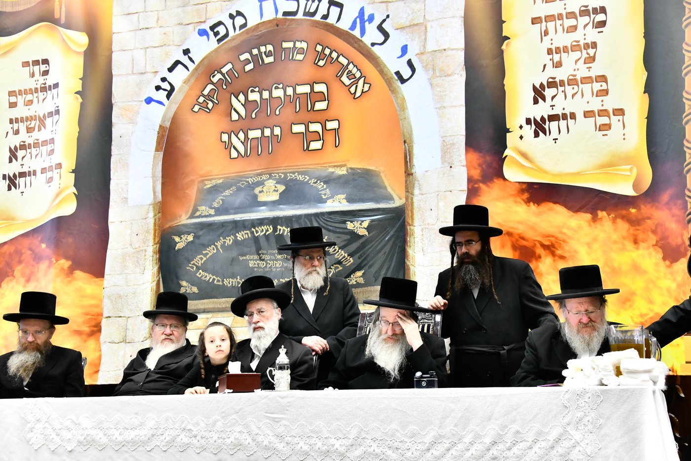 ל"ג בעומר בחצה"ק ביאלה