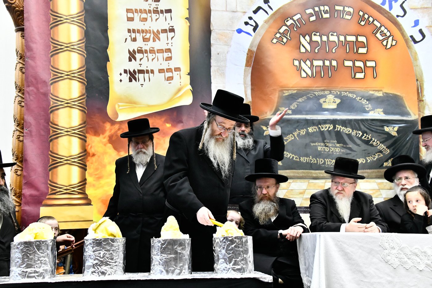 ל"ג בעומר בחצה"ק ביאלה