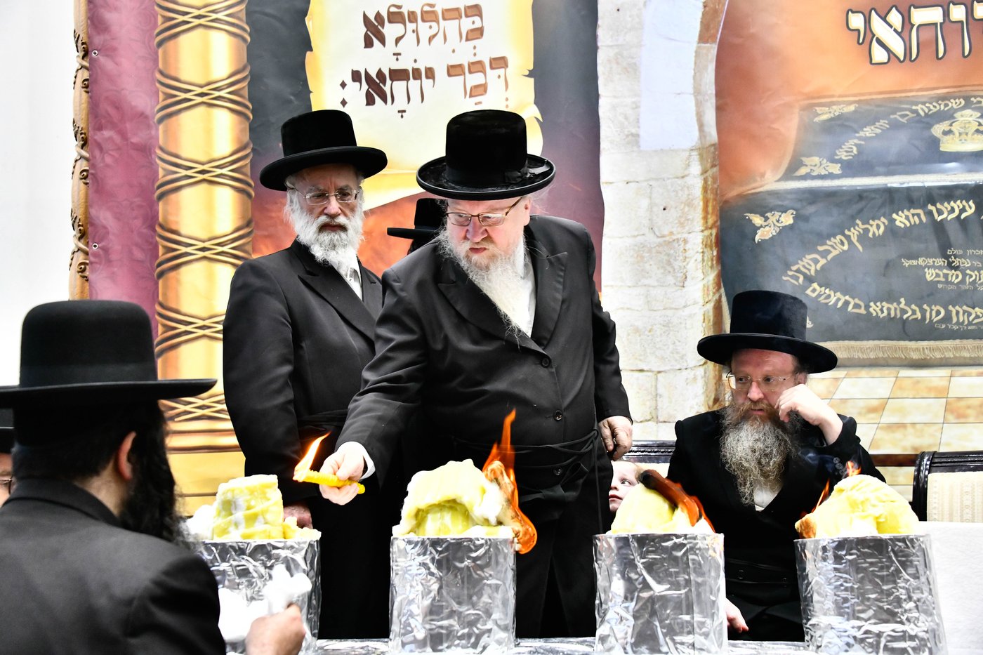 ל"ג בעומר בחצה"ק ביאלה
