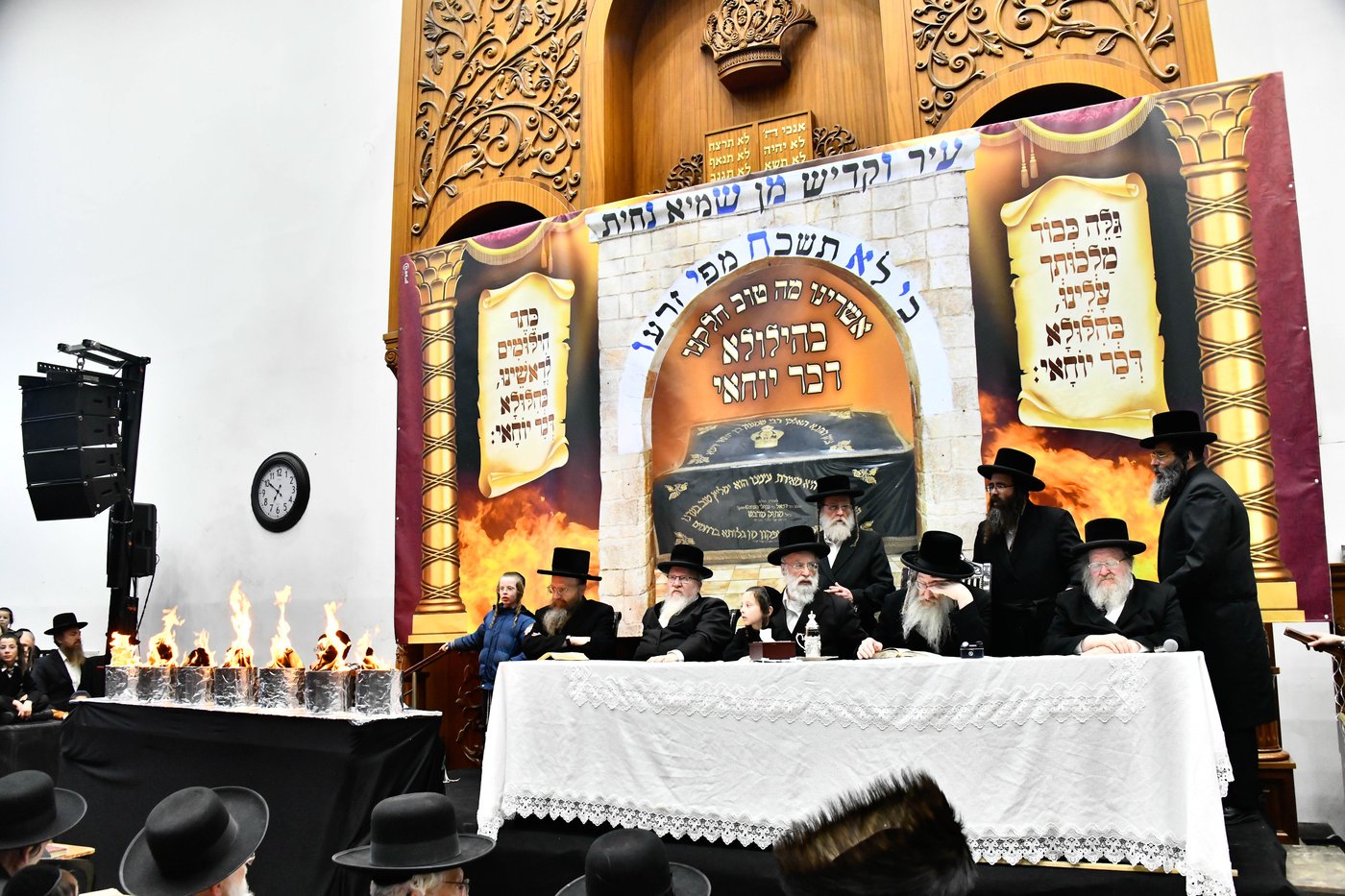 ל"ג בעומר בחצה"ק ביאלה