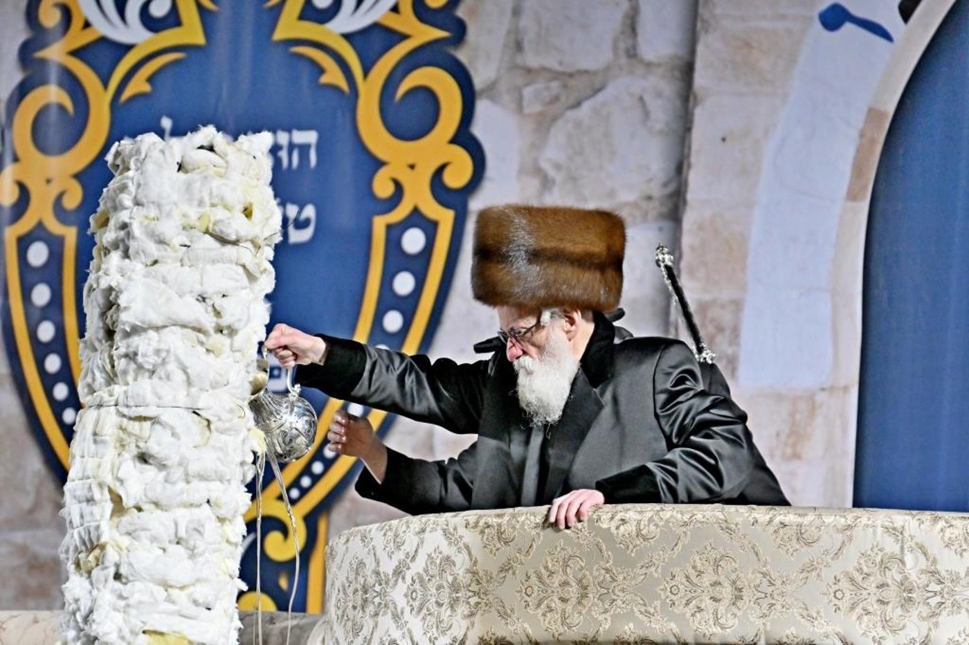 ל"ג בעומר בחצה"ק ויזניץ