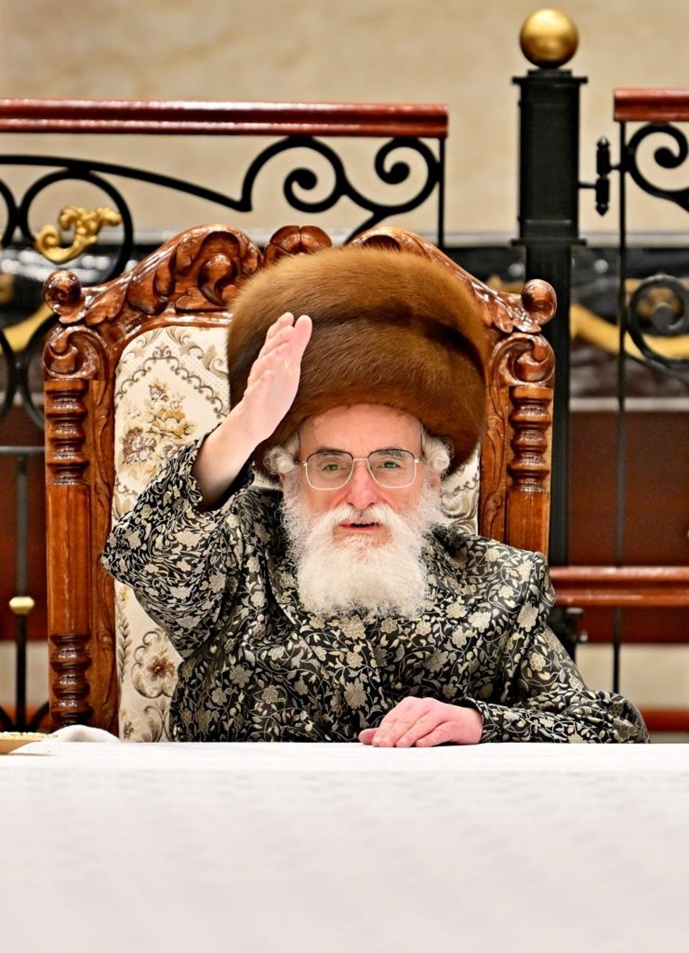 ל"ג בעומר בחצה"ק ויזניץ