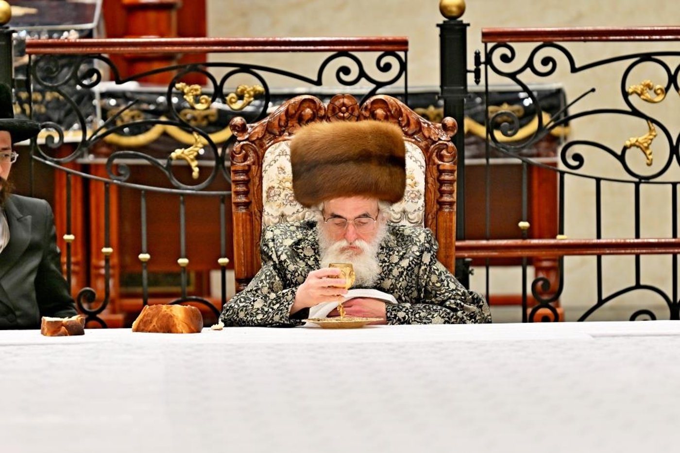 ל"ג בעומר בחצה"ק ויזניץ