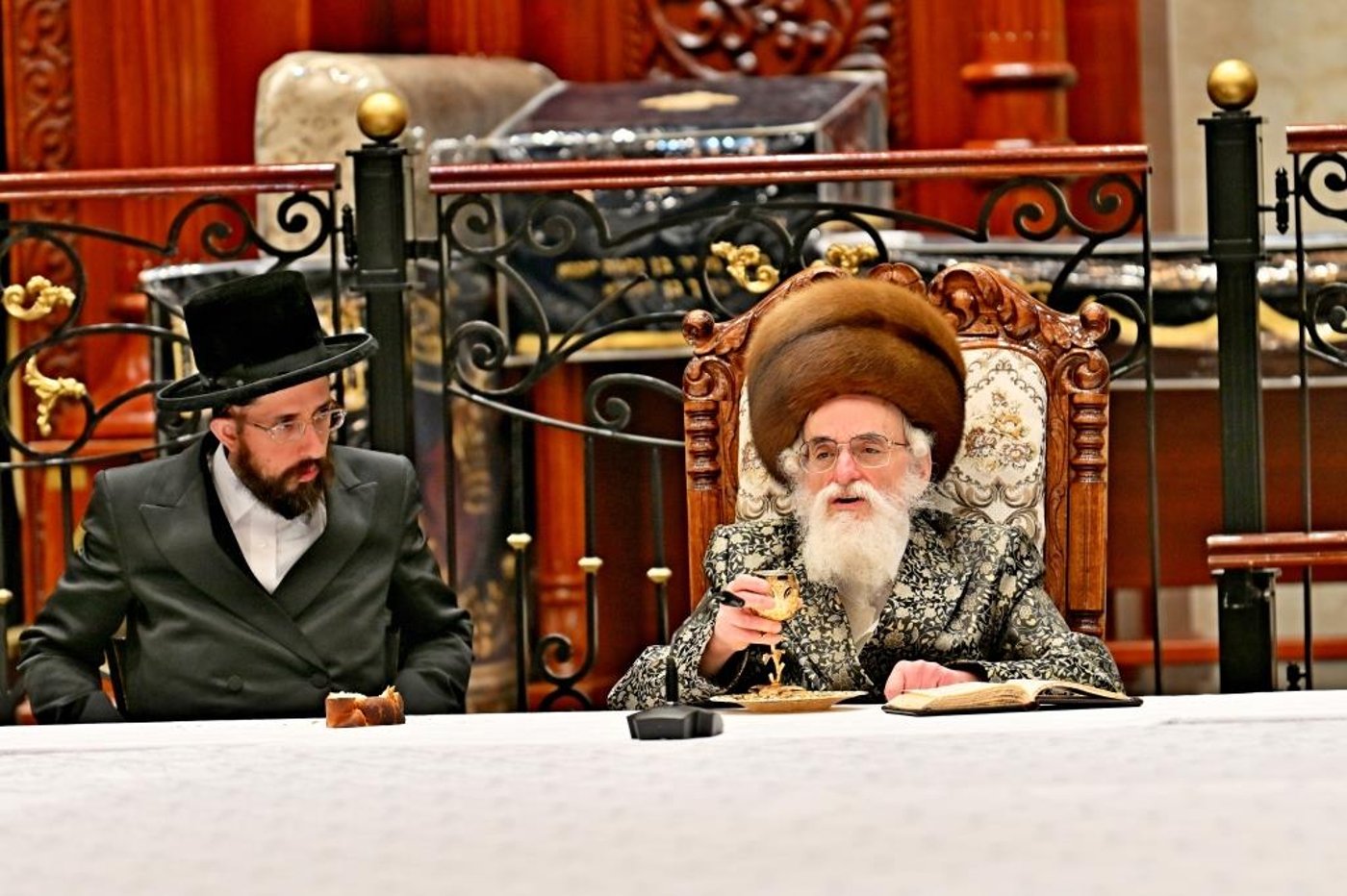 ל"ג בעומר בחצה"ק ויזניץ