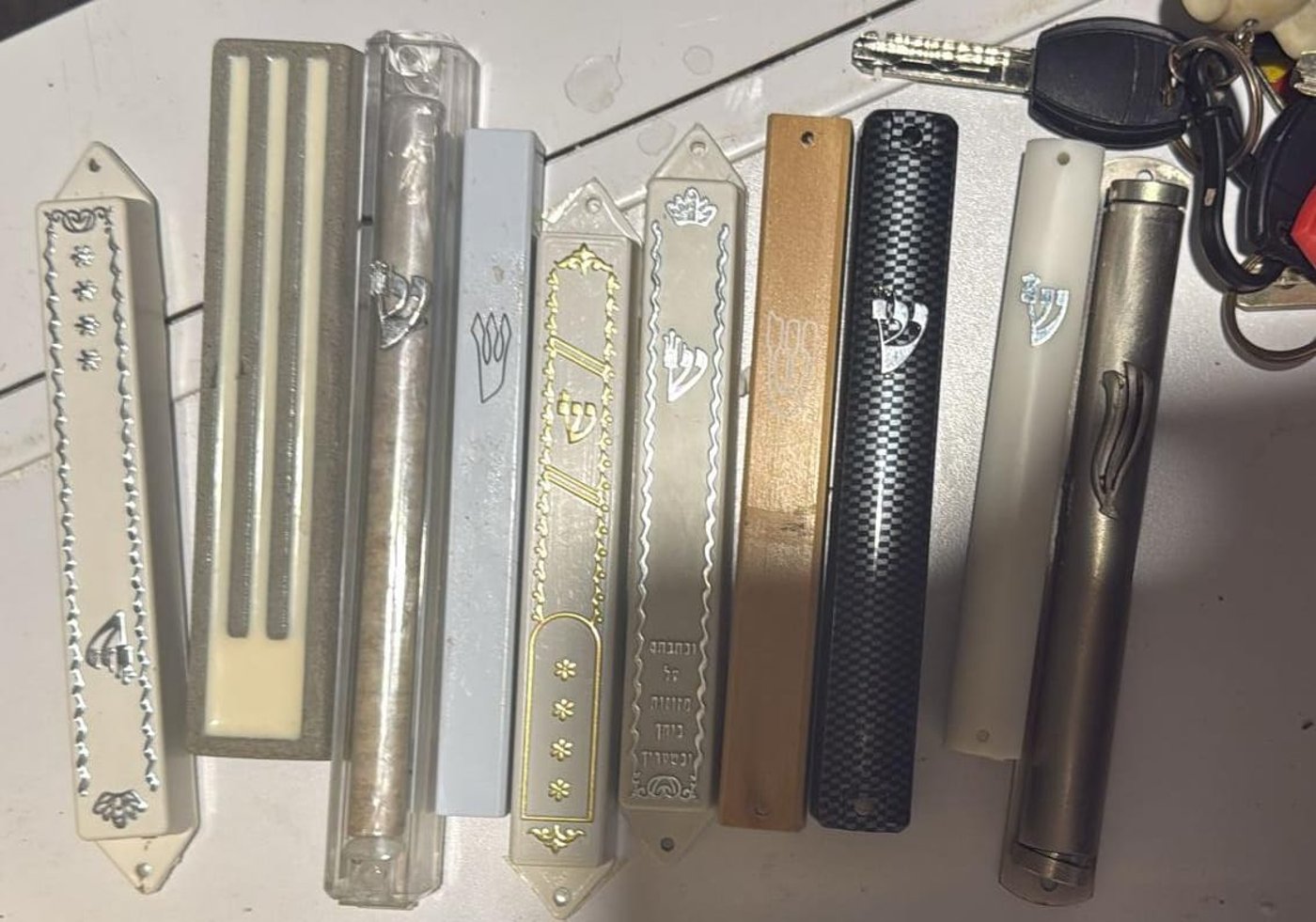 המזוזות שנתפסו