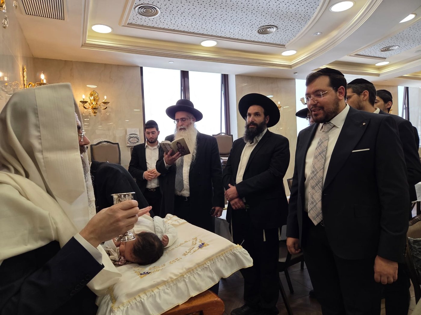 שמחת הברית בבית משפחת מאזוז