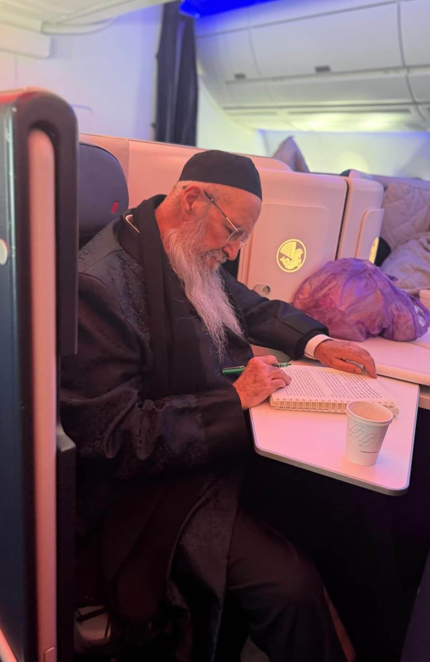 גדולי ישראל במסע 'קרן עולם התורה'