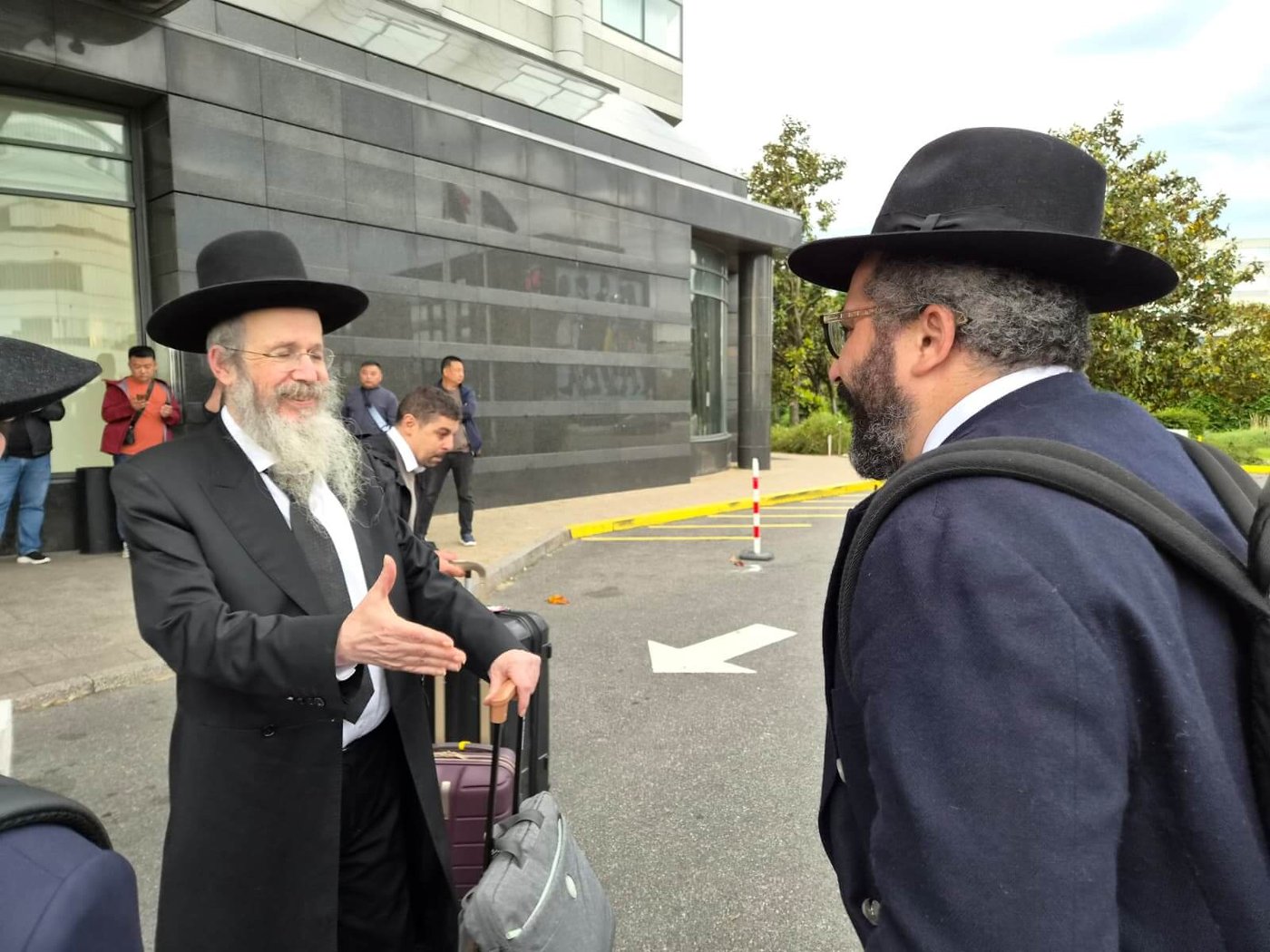 גדולי ישראל במסע 'קרן עולם התורה'