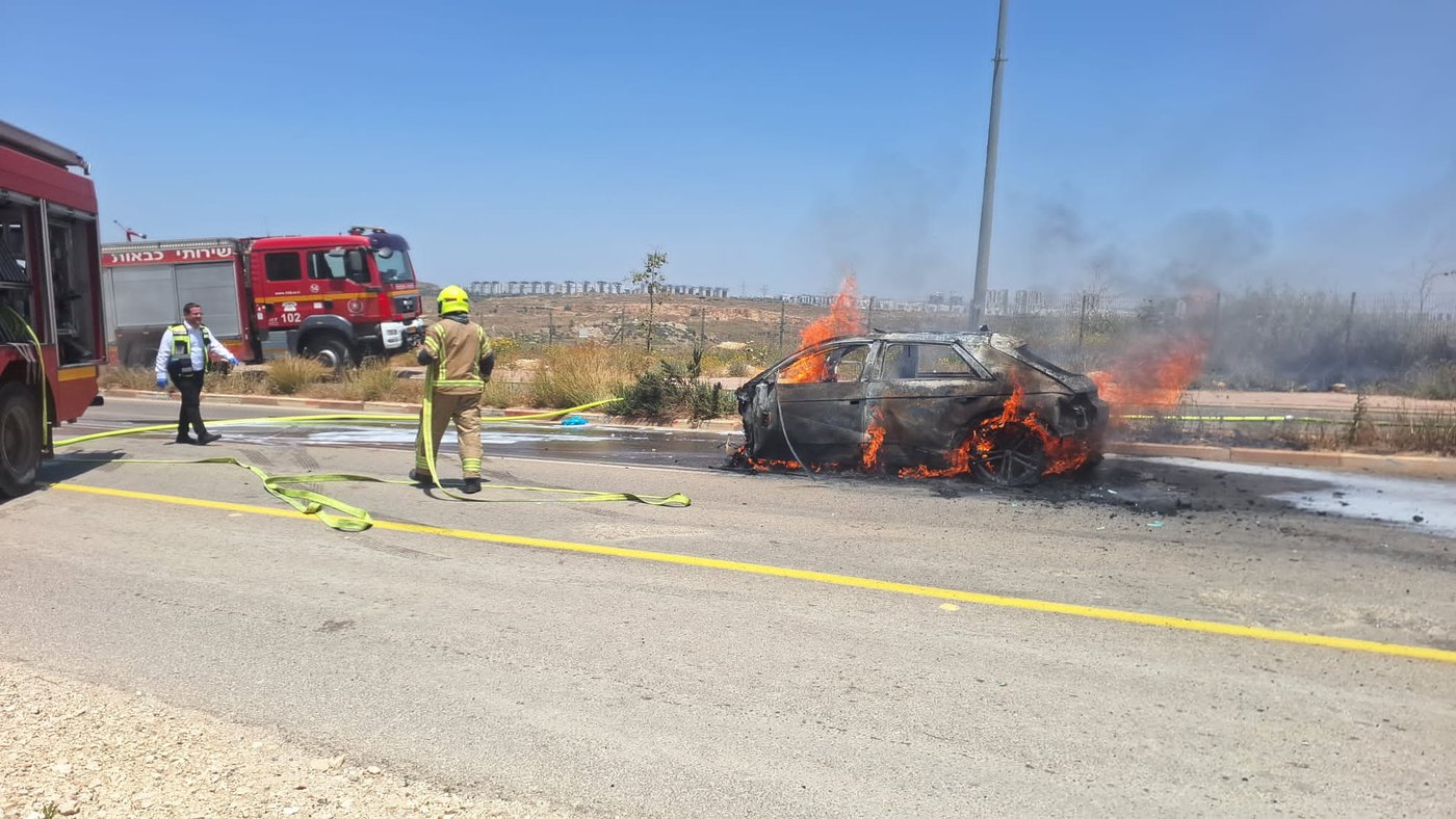 תאונה קטלנית בכניסה לעיר החרדית: הרכב התחיל לבעור, אחד הנוסעים נהרג