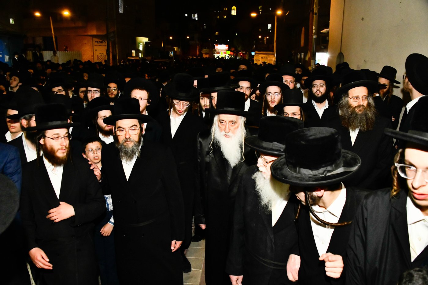 מסע הלוויית הגאון רבי דוד שמידל זצ"ל 