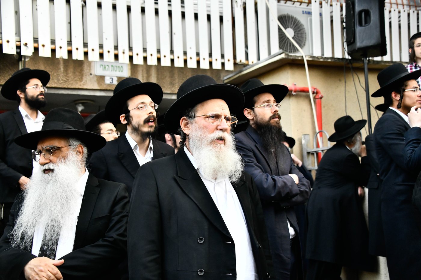 מסע הלוויית הגאון רבי דוד שמידל זצ"ל 