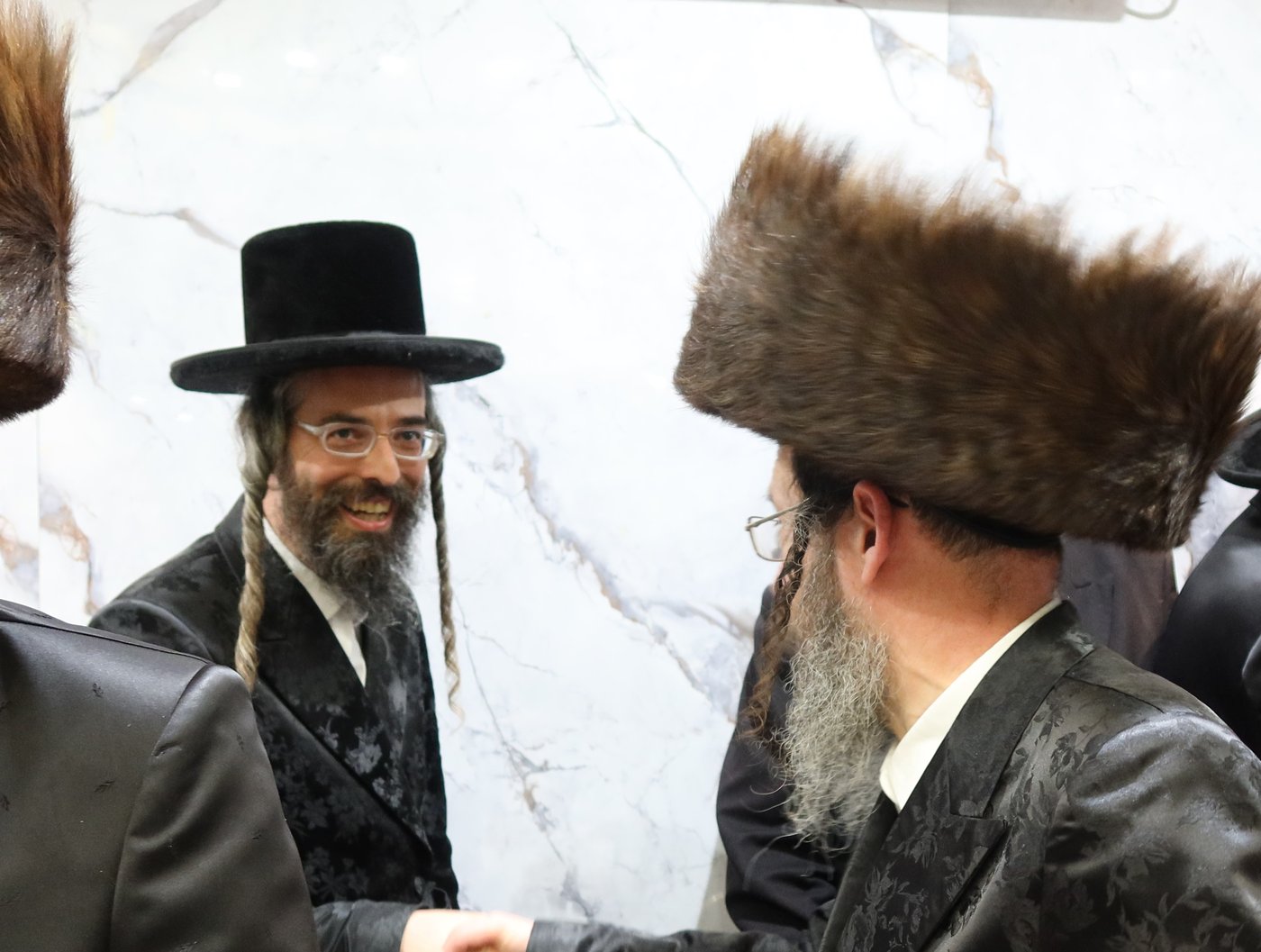 אירוסי נכדת גאב"ד זוועהיל
