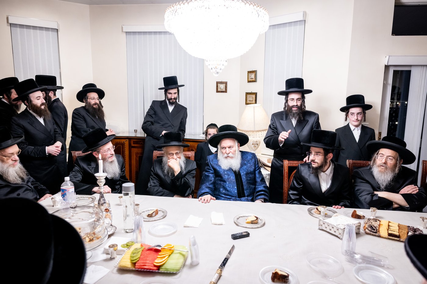 שמחת אירוסי נכדת האדמו"ר מבאבוב