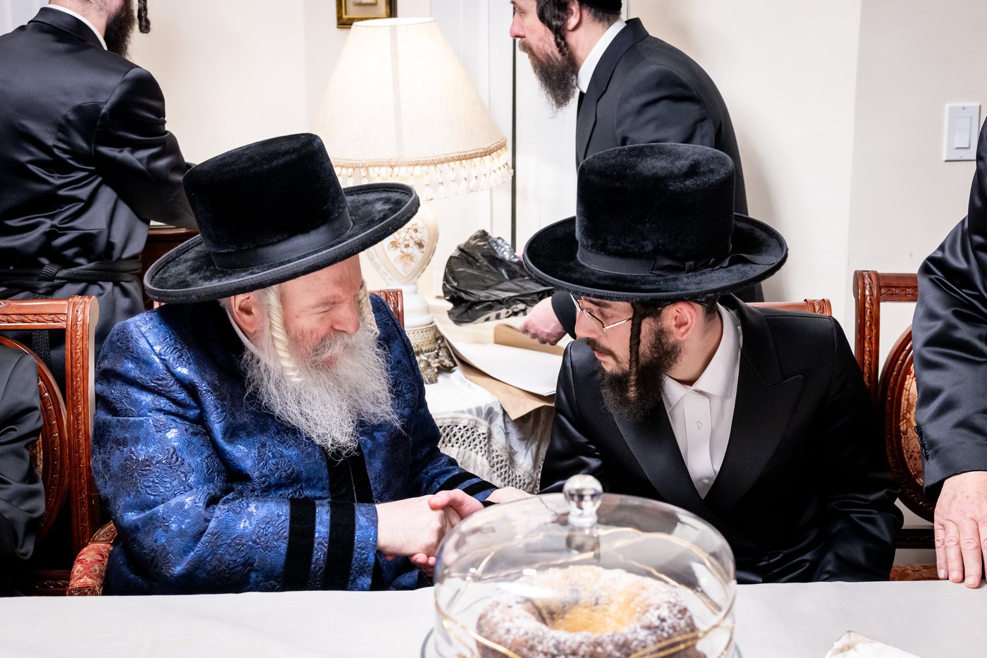 שמחת אירוסי נכדת האדמו"ר מבאבוב