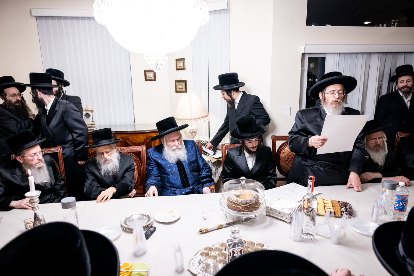 שמחת אירוסי נכדת האדמו"ר מבאבוב