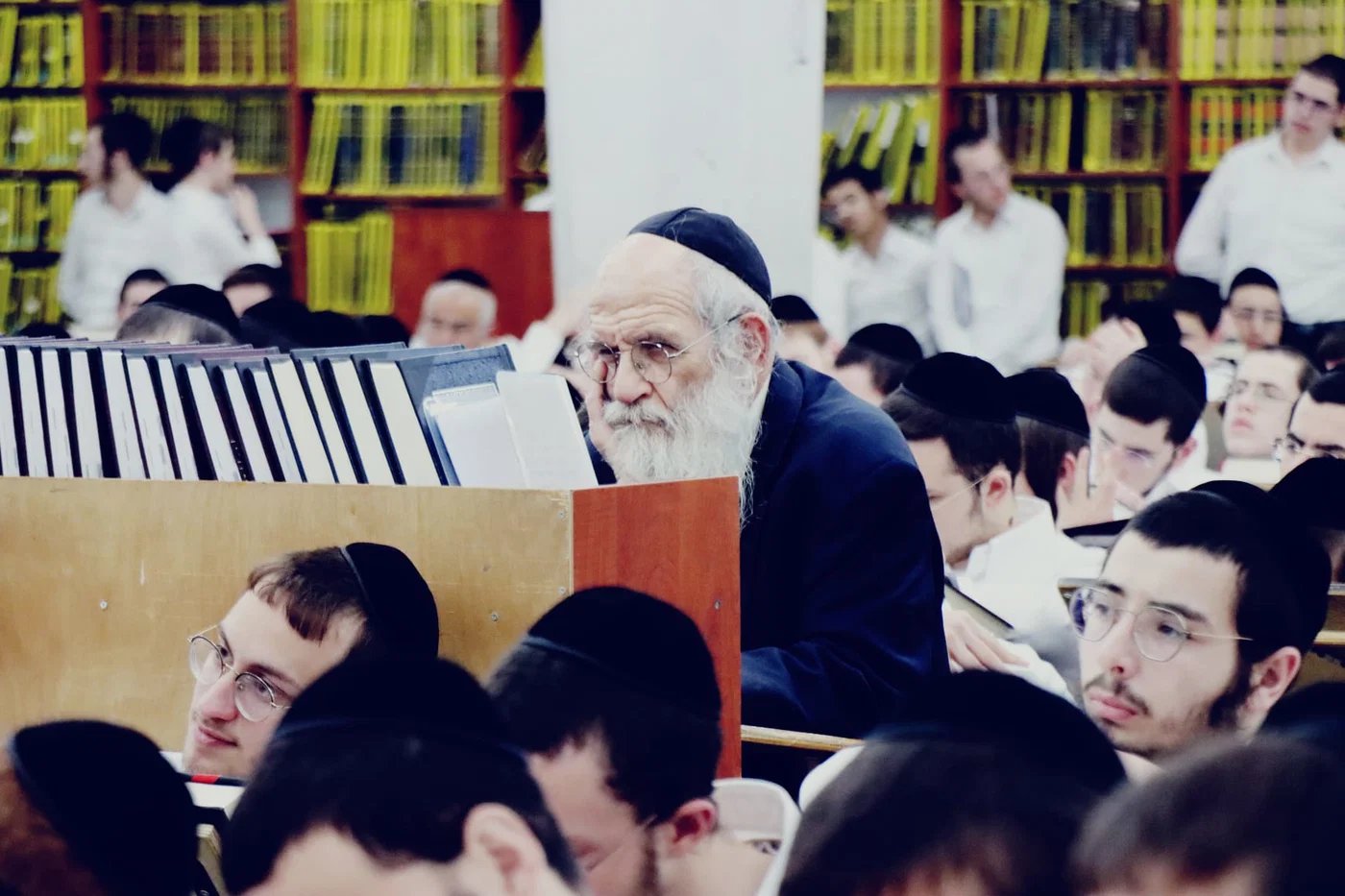 הגאון רבי חיים ברמן בישיבת פוניבז'