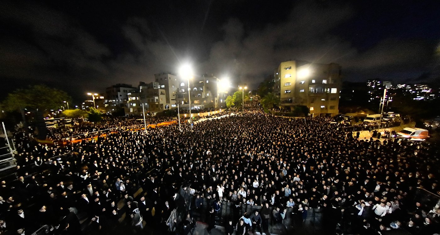 ל"ג בעומר בחצה"ק רחמסטריווקא