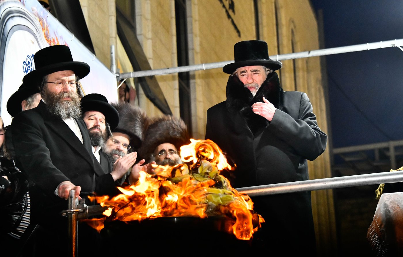 ל"ג בעומר בחצה"ק רחמסטריווקא