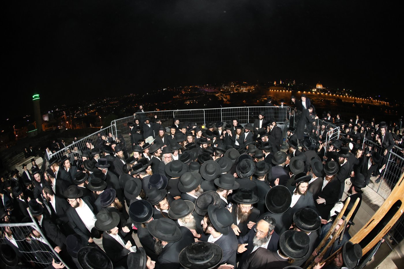 מסע הלויית הגאון רבי דוד שמידל זצ"ל בירושלים