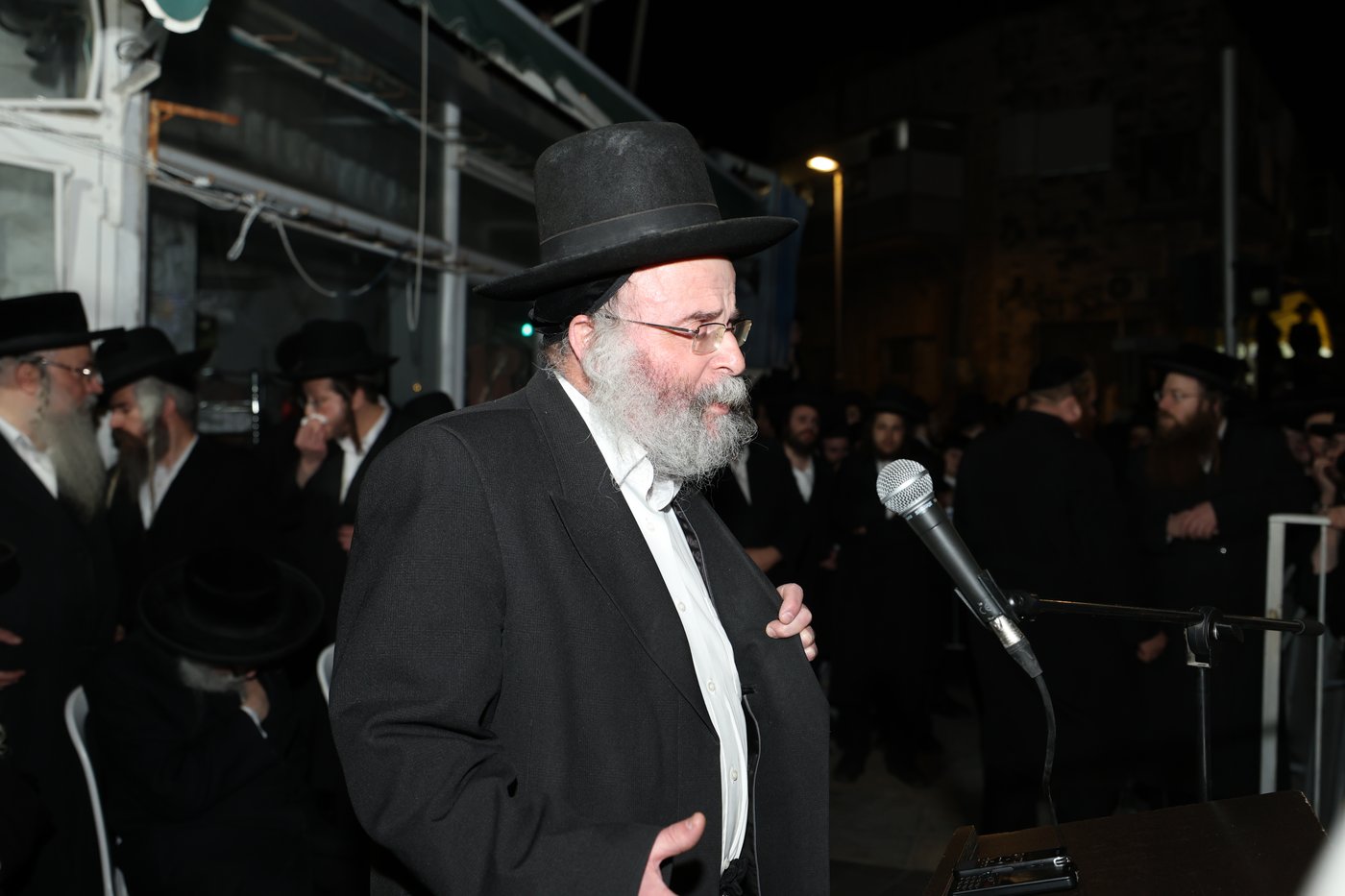 מסע הלויית הגאון רבי דוד שמידל זצ"ל בירושלים