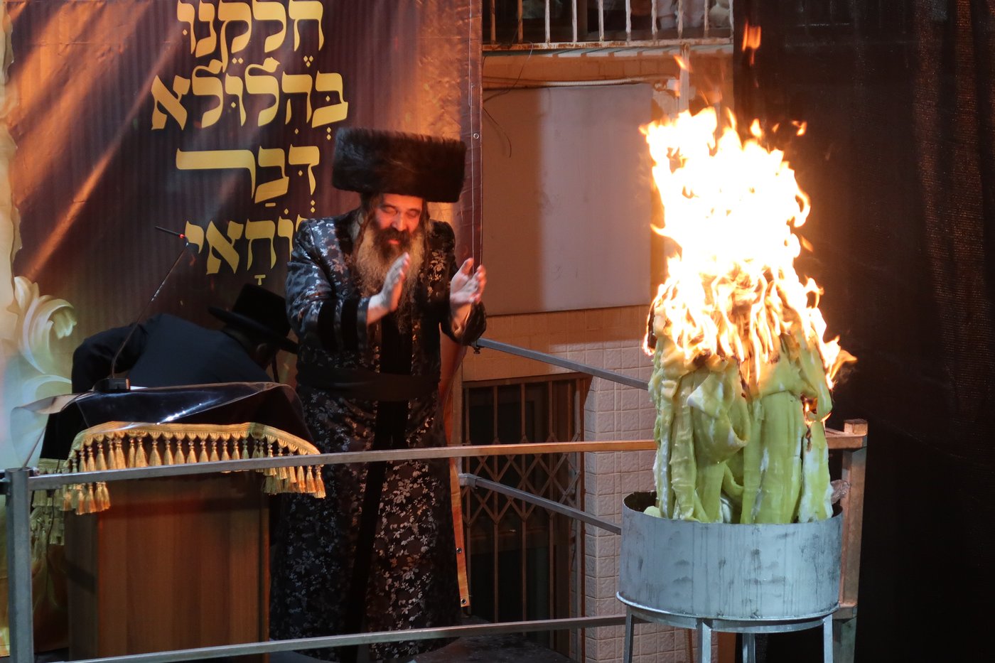 ל"ג בעומר בחצה"ק זוטשקא