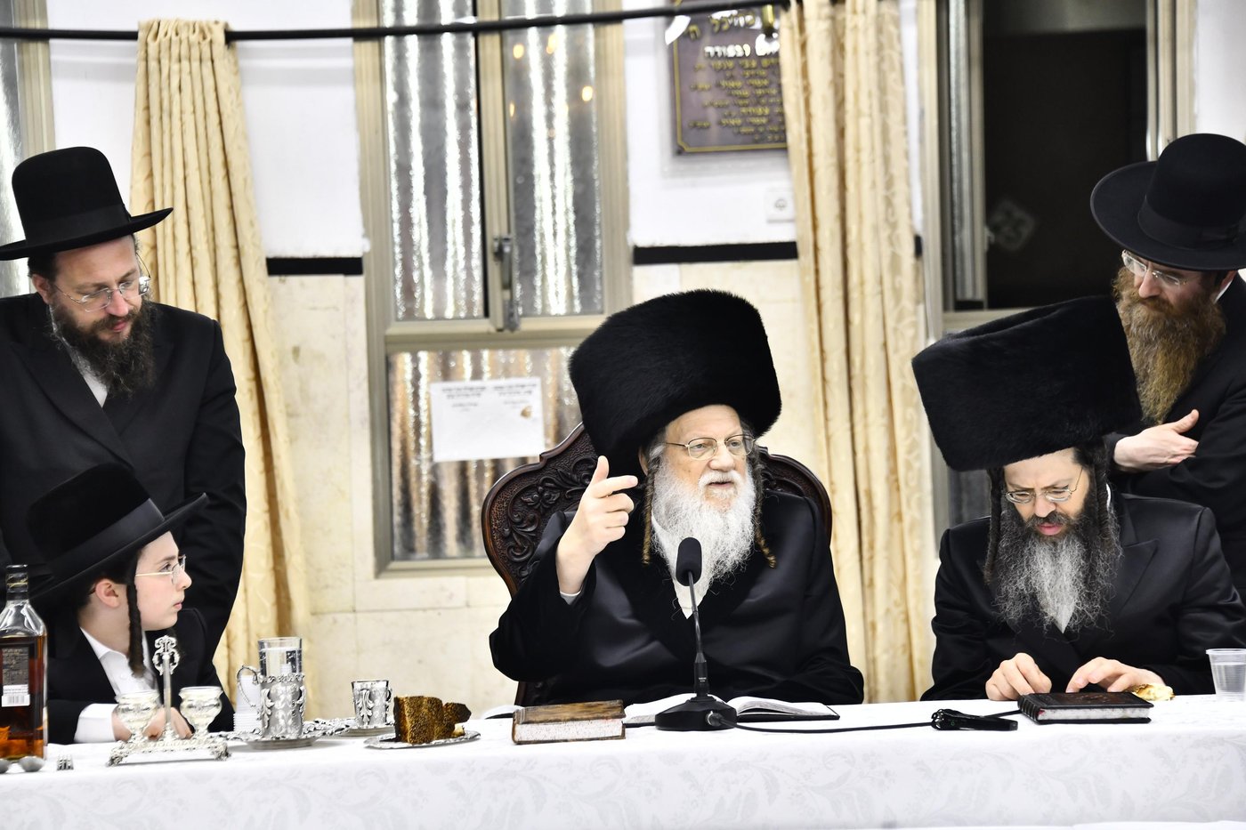 בר מצווה והילולא במודז'יץ