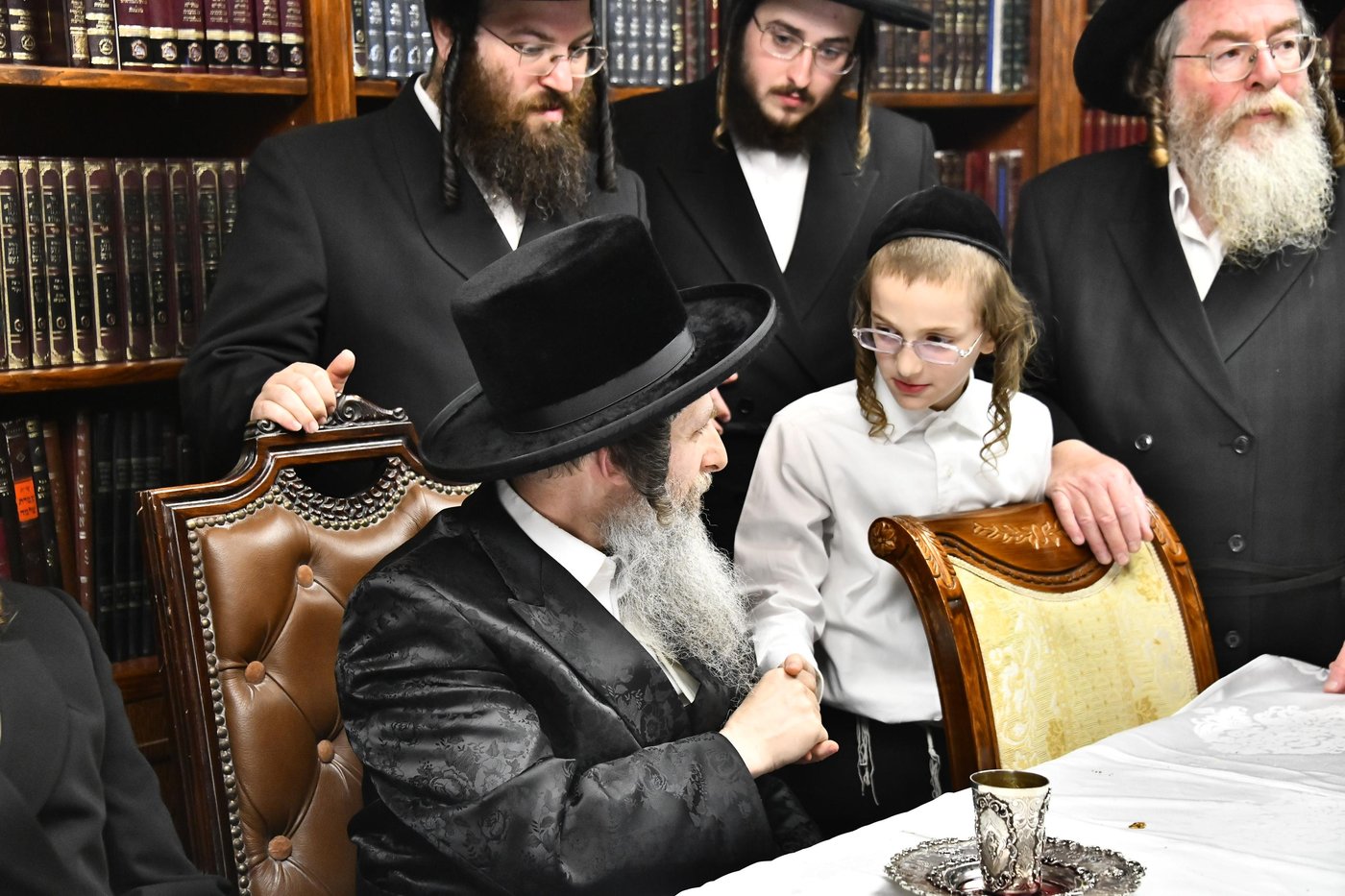שמחת הווארט בחצרות מודז'יץ - אנגוואר - נדבורנה
