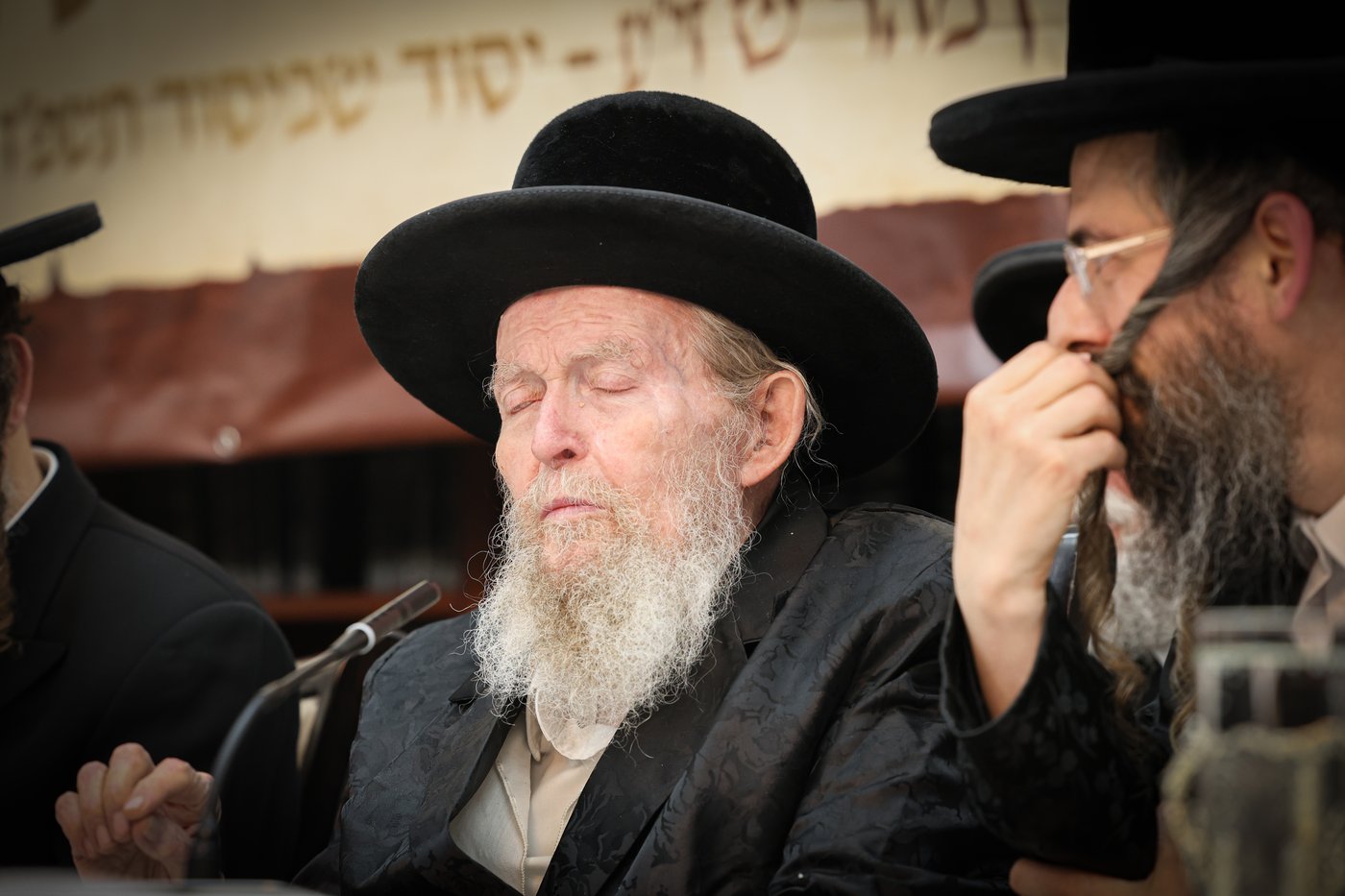 הילולא קדישא וכתיבת ס"ת בחצה"ק זוועהיל