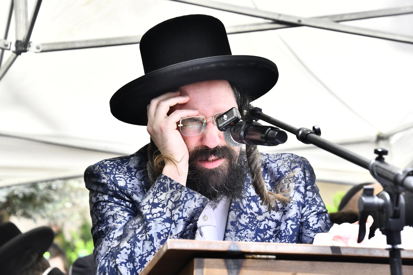 הלווית הרבנית ממעז'יבוז ע"ה