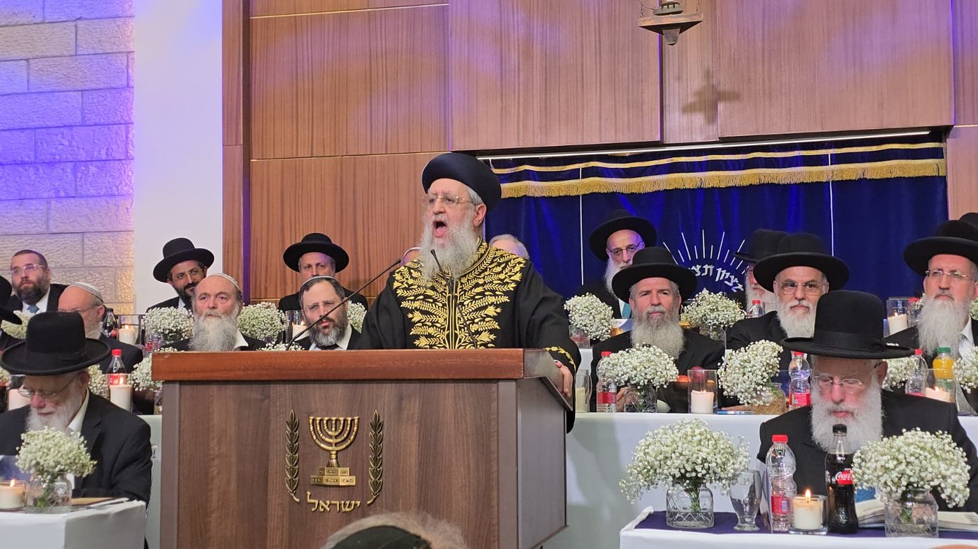 הגר"ד יוסף בנאומו