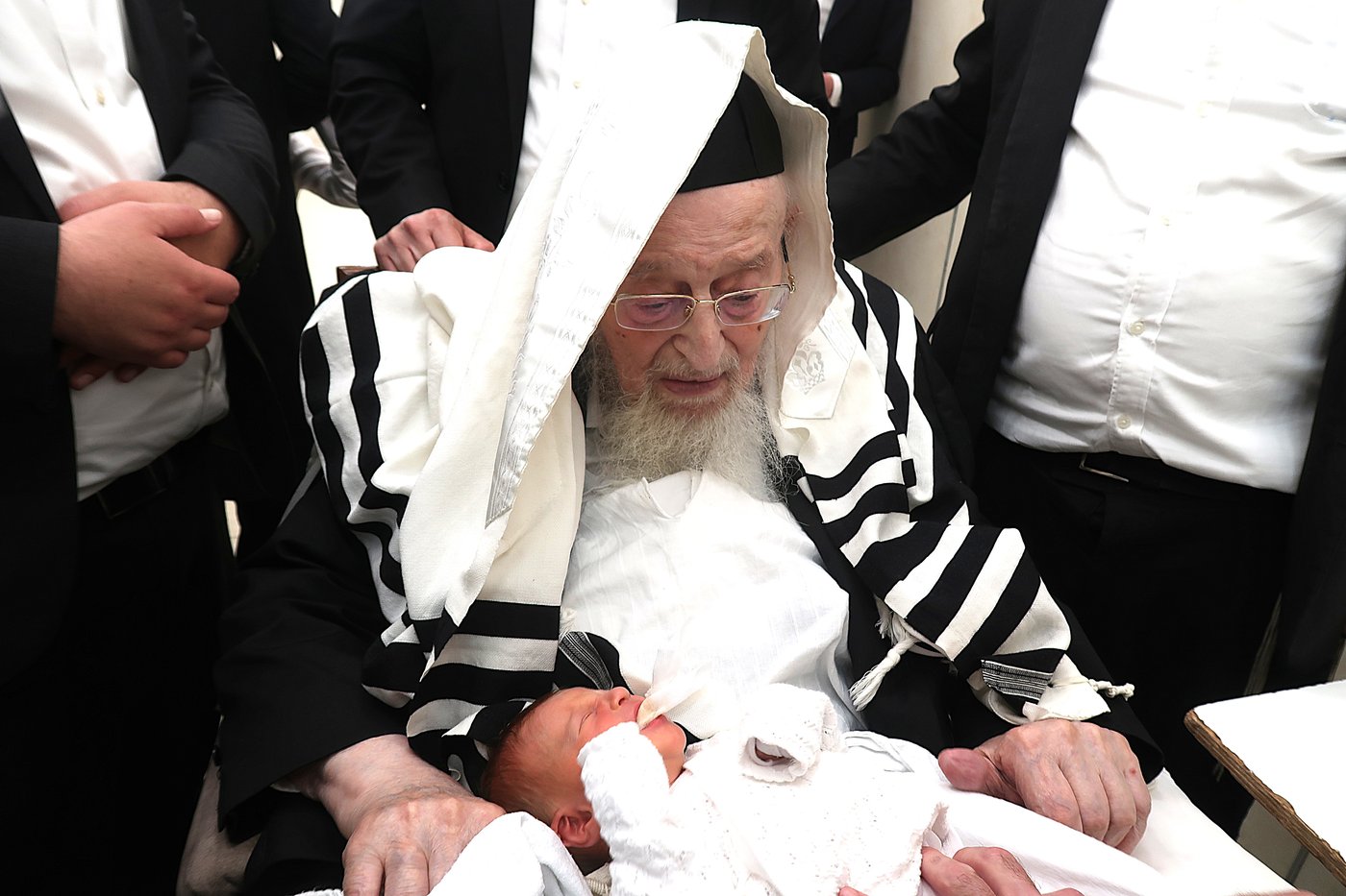 ער"ח סיון אצל הגרמ"צ ברגמן
